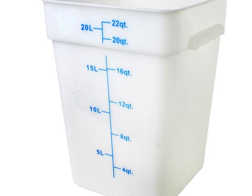 Thunder Group Square 22 Qt. White Food Storage Container (Thunder Group PLSFT022PP)