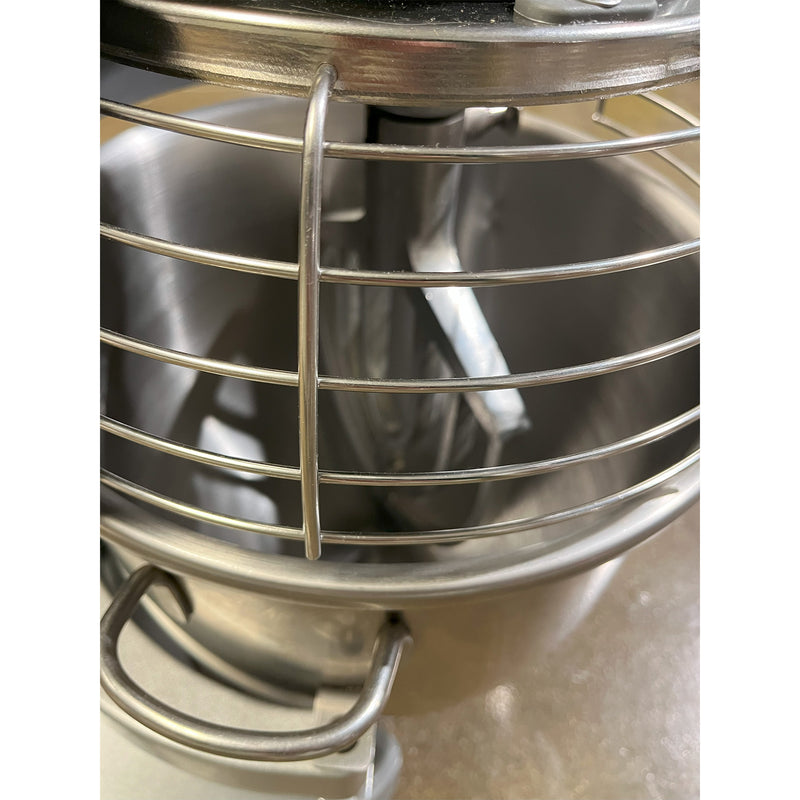 https://gatorchef.com/cdn/shop/files/used-hobart-hl200-1std-bench-dough-mixer_4_800x.jpg?v=1699901937