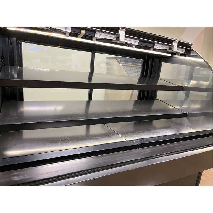 USED - Structural Concepts GMBS552D 60-5/8” Wide Curved Glass Non-Refrigerated (Dry) Bakery Display Case – Black Exterior Cabinet