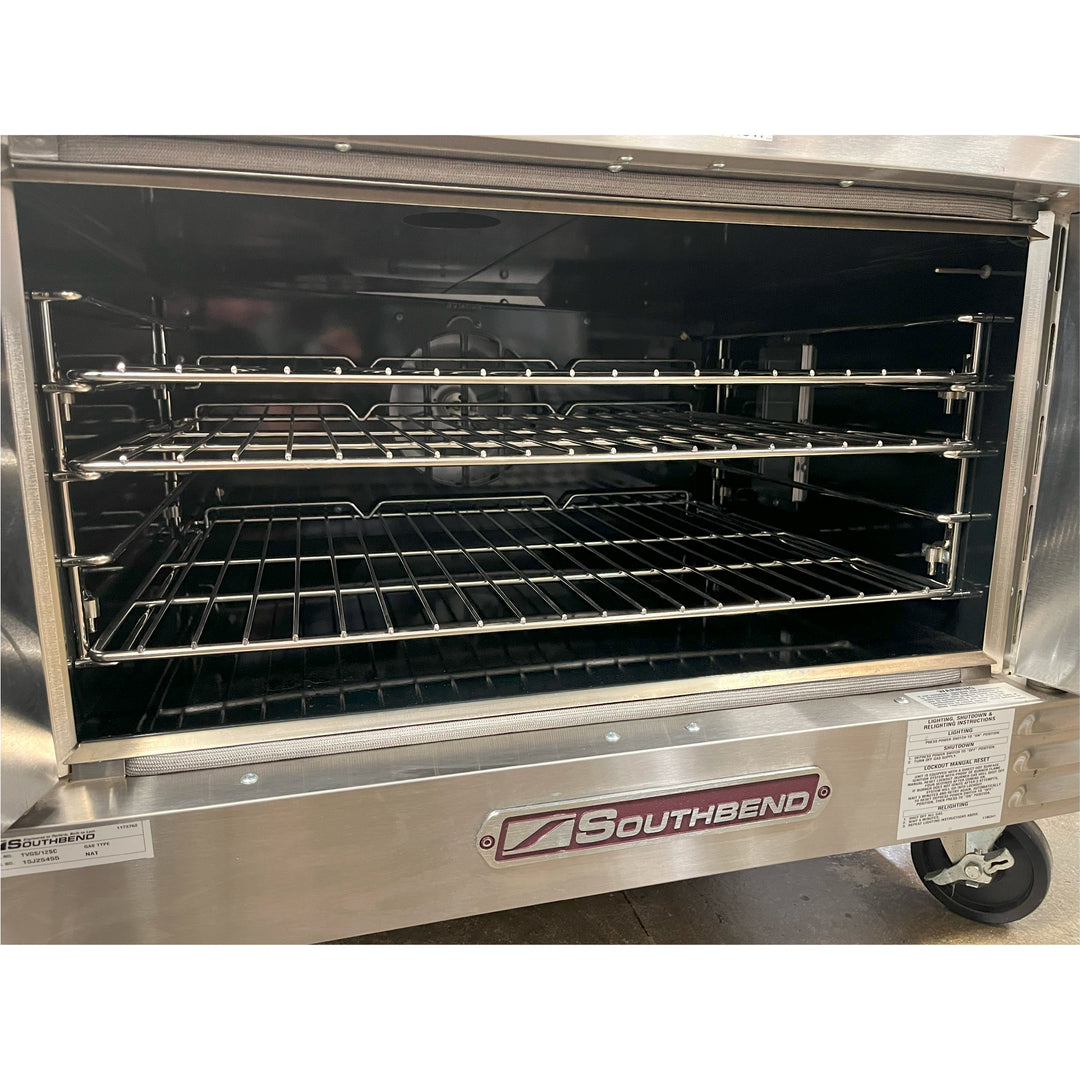 USED 6-Burner 36" Heavy Duty Range with Single Deck Convection Oven Base (Southbend P36N-BBB-TVGS/12SC)