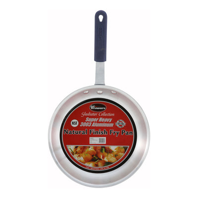 Gladiator™ 14" Aluminum Frying Pan With Silicone Handle Sleeve (Winco AFP-14A-H)